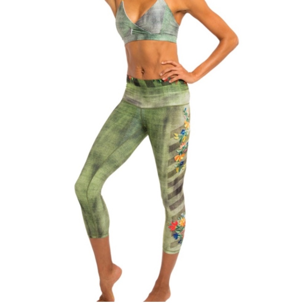 Niyama Sol sioux beachcomber crop